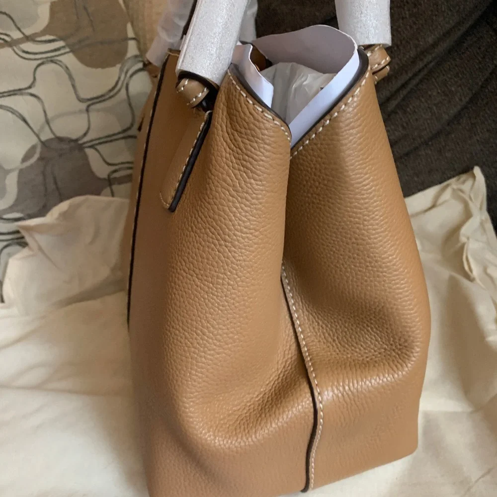 SOLD⛔️Authentic TORY BURCH pebbled leather Satchel/Crosby 2 compartments - Picture 11 of 16